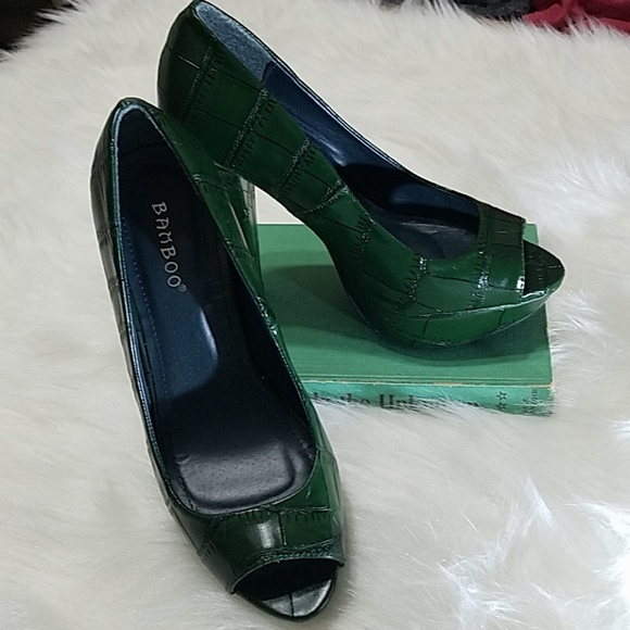 Bamboo - Picture 3 of 7